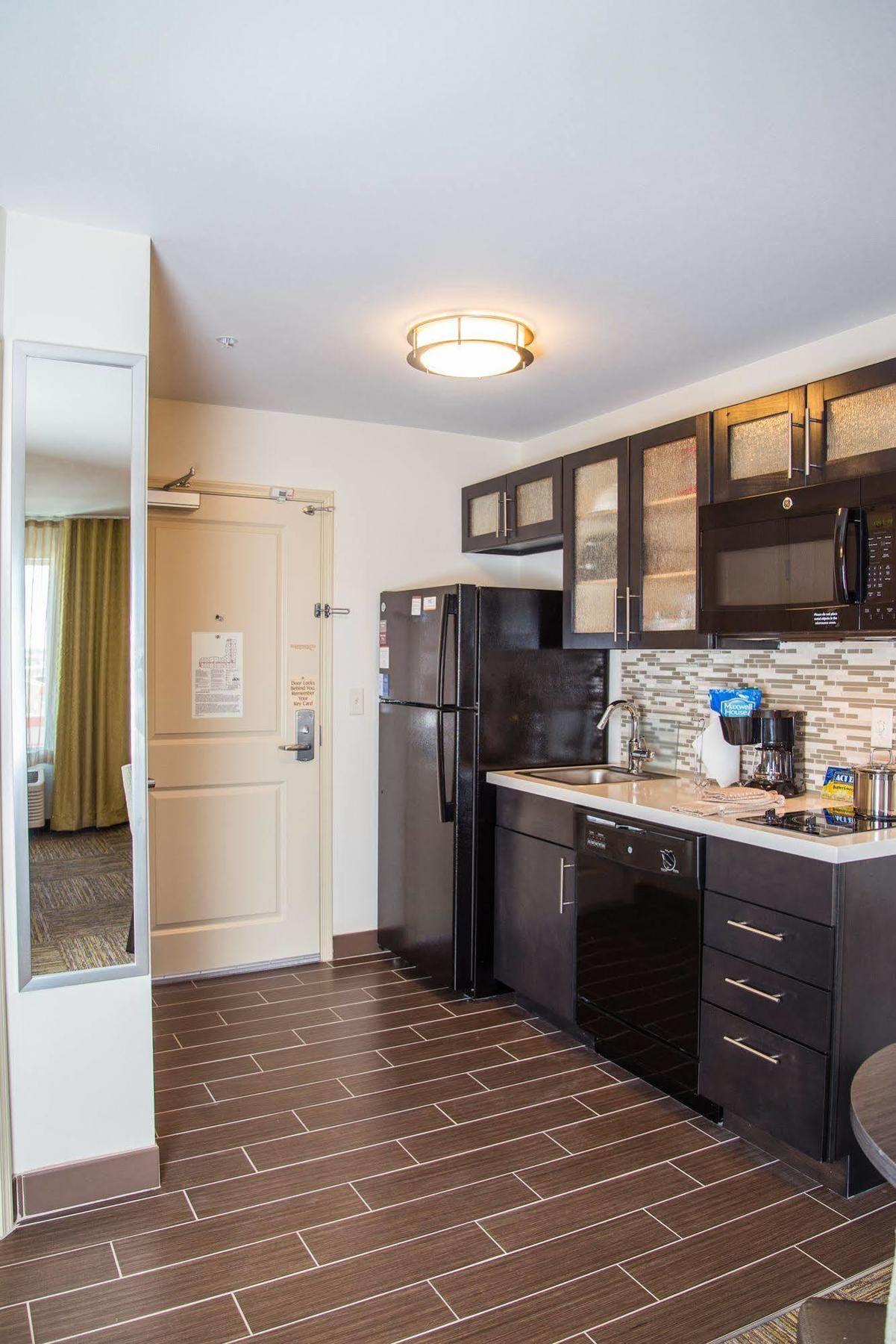 Candlewood Suites Denver North - Thornton By Ihg Екстер'єр фото
